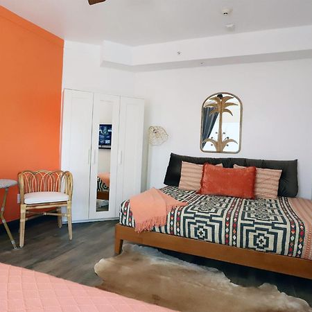 Апартаменты Steps To Sea Miami Beach Free Parking Pet & Family Friendly Экстерьер фото
