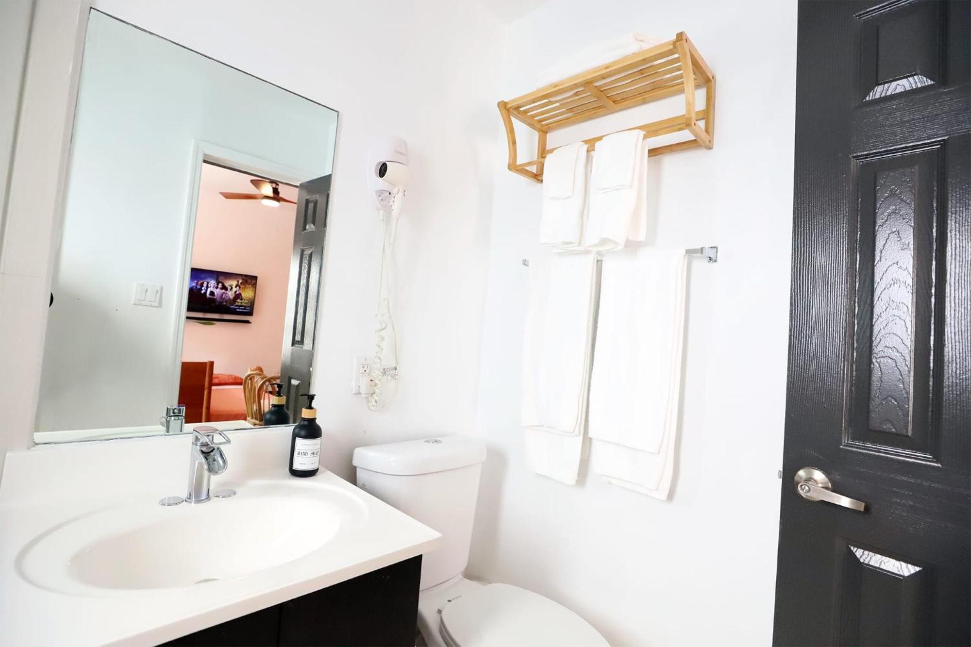Апартаменты Steps To Sea Miami Beach Free Parking Pet & Family Friendly Экстерьер фото
